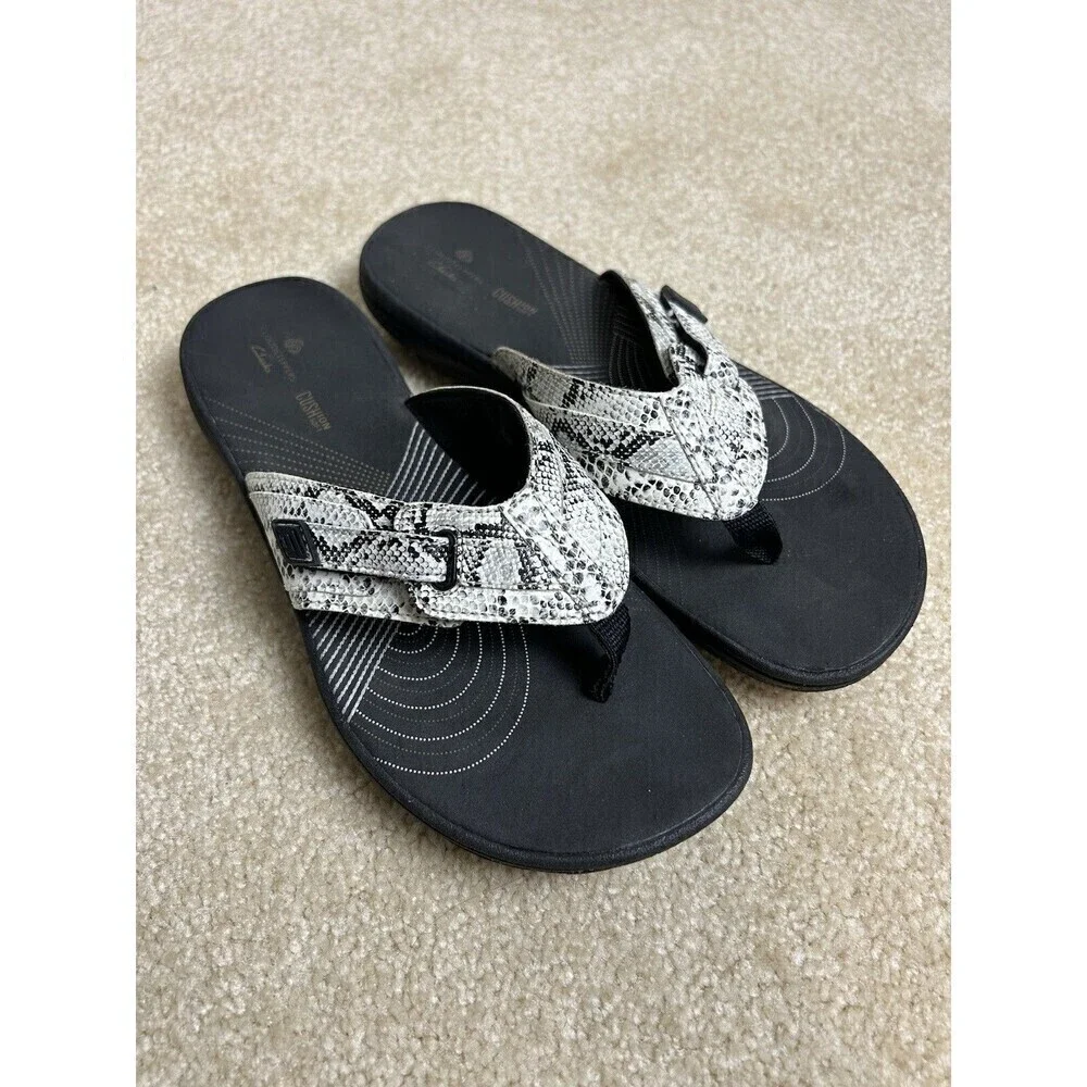 CLARK’S Cloudsteppers Breeze Sea Women's Lightweight Adjustable Thong Sandals 7